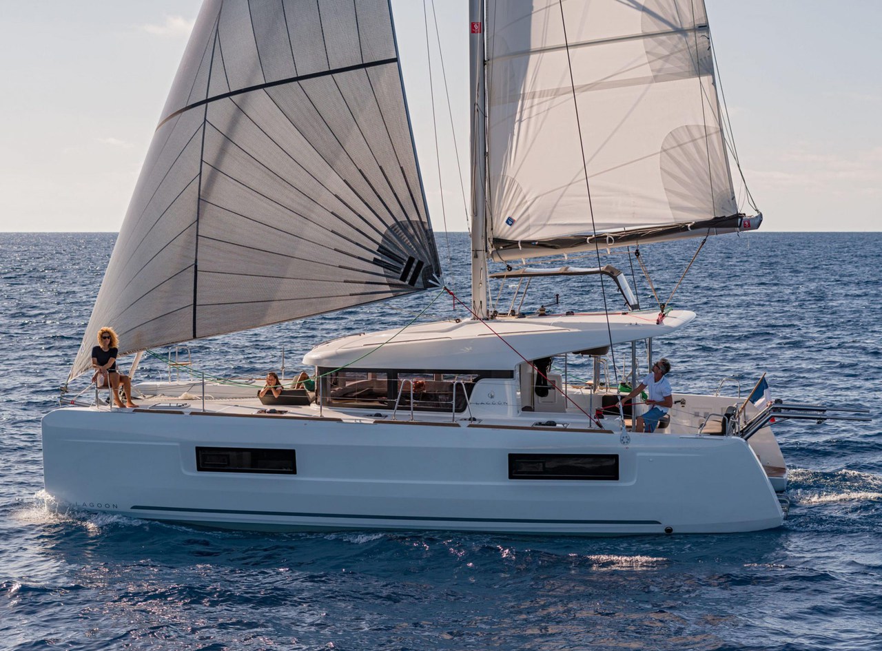 CLOUDWALKER, 2024 Lagoon 40 OW, British Virgin Islands