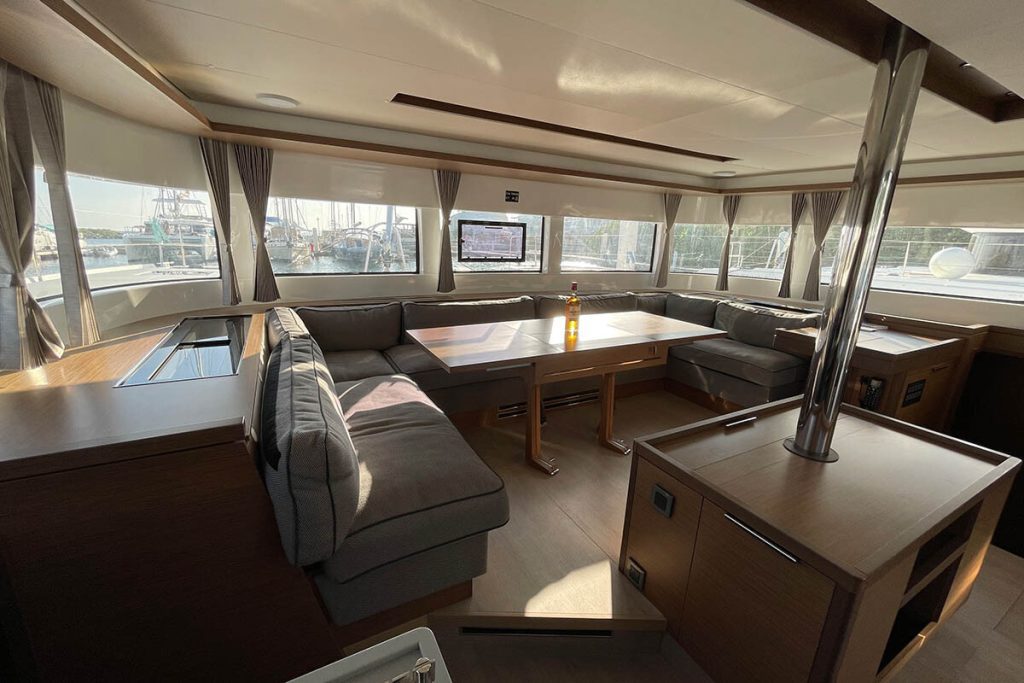 PURA VIDA, 2015 Lagoon 450, St. Vincent and the Grenadines