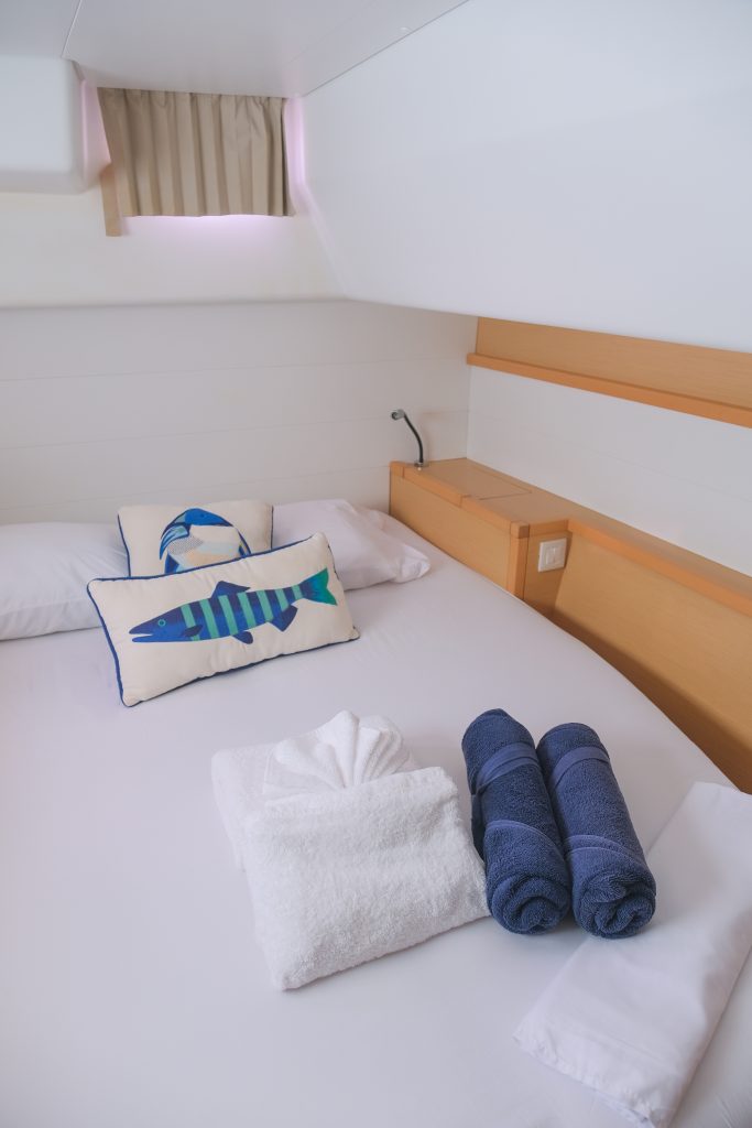 PURA VIDA, 2015 Lagoon 450, St. Vincent and the Grenadines