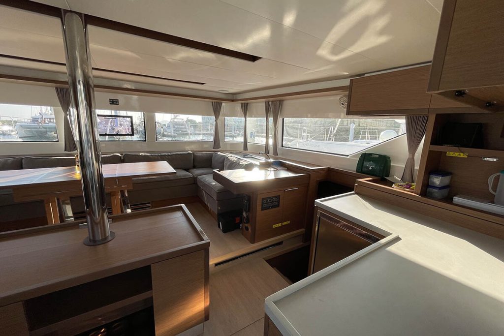 PURA VIDA, 2015 Lagoon 450, St. Vincent and the Grenadines