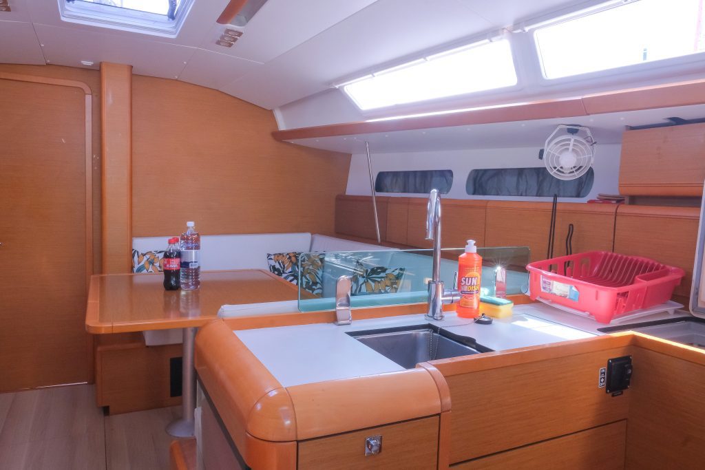 MAKIN MEMORIES, 2018 Sun Odyssey 419, St. Vincent and the Grenadines