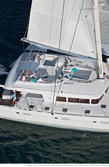 DREAM HIVA OA, 2021 Lagoon 620, Tahiti