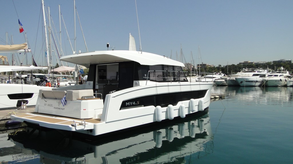 MY ANGEL, a 2022 Motor Yacht 4.S available for charter in Greece.