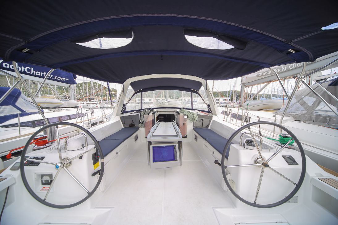 STRAUSS, 2017 Oceanis 45, Guadeloupe