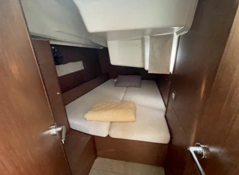 ALMA LIBRE VII, 2021 Oceanis 40.1, Greece