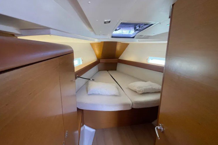BLUEBERRY, 2019 Sun Odyssey 419, Greece