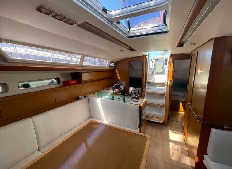 BLUEBERRY, 2019 Sun Odyssey 419, Greece