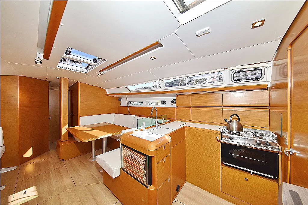 CANNE BLEUE, 2016 Sun Odyssey 449, Greece