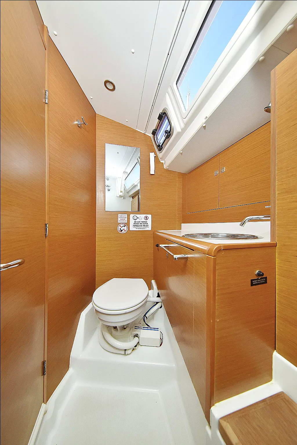 CANNE BLEUE, 2016 Sun Odyssey 449, Greece
