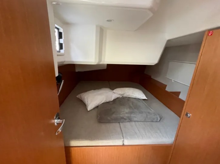 MAIA, 2024 Bavaria C42, Greece