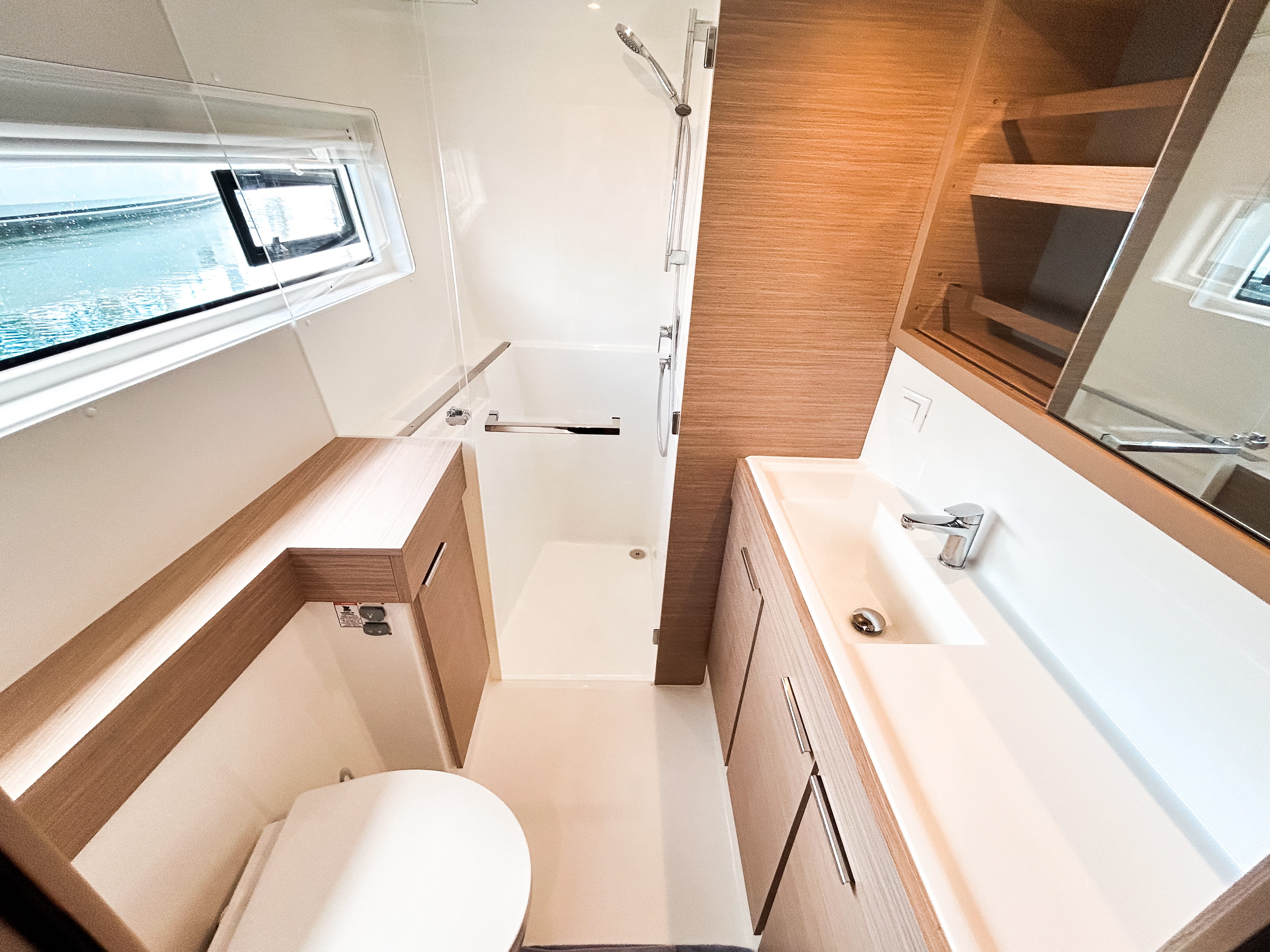 CLOUDWALKER, 2024 Lagoon 40 OW, British Virgin Islands
