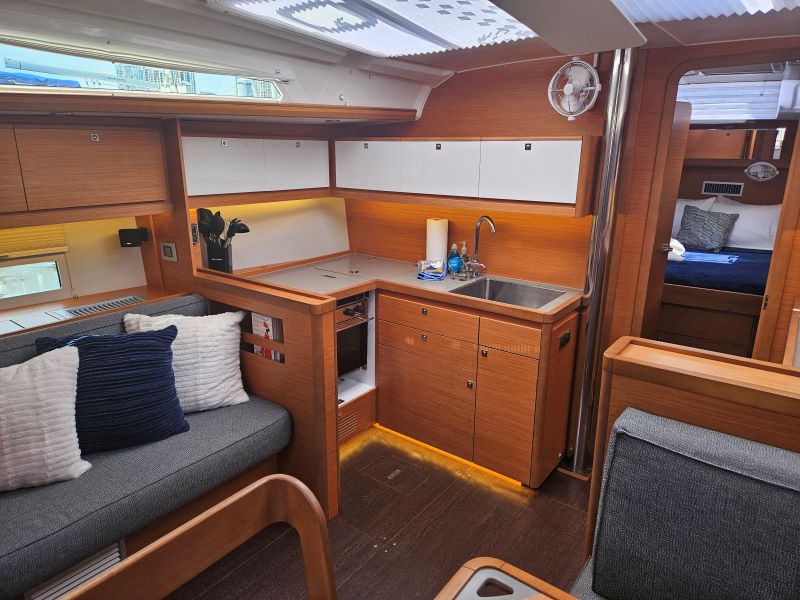SUNSHINE DAYDREAM, 2023 Dufour 430, US Virgin Islands
