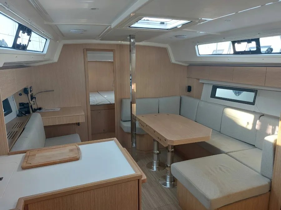 MARABOU, 2023 Bavaria C42, Greece