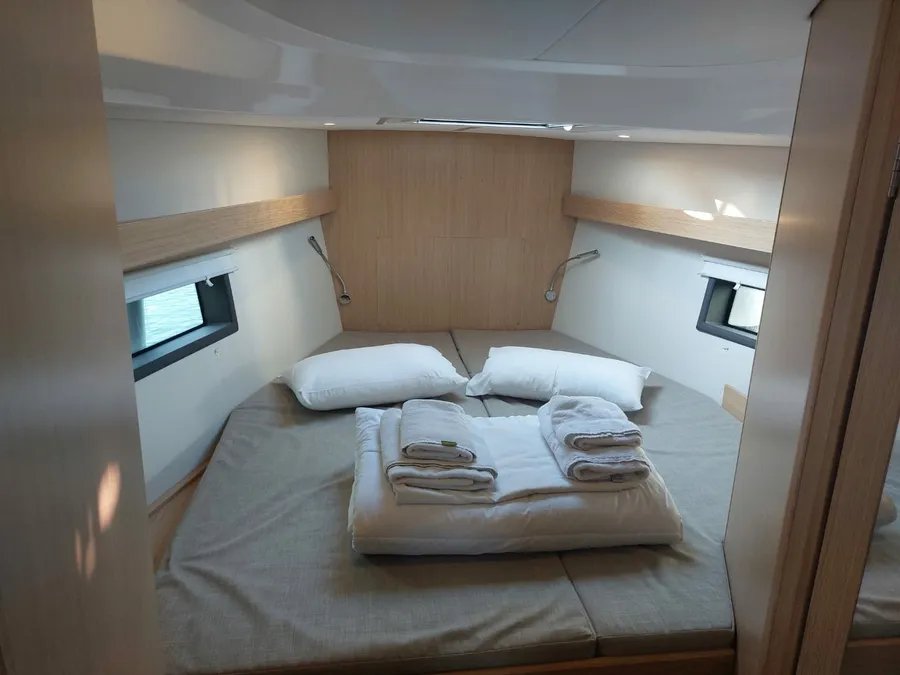 MARABOU, 2023 Bavaria C42, Greece