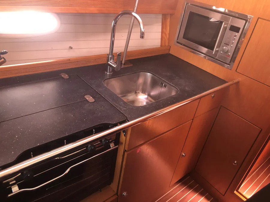 AQUA DREAM, 2009 Bavaria 43 Cruiser, Greece
