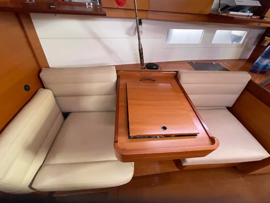 FREEDOM, 2015 Dufour 410 GL, Greece