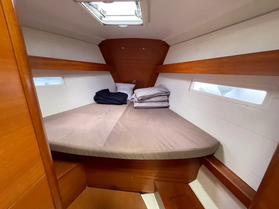 FREEDOM, 2015 Dufour 410 GL, Greece