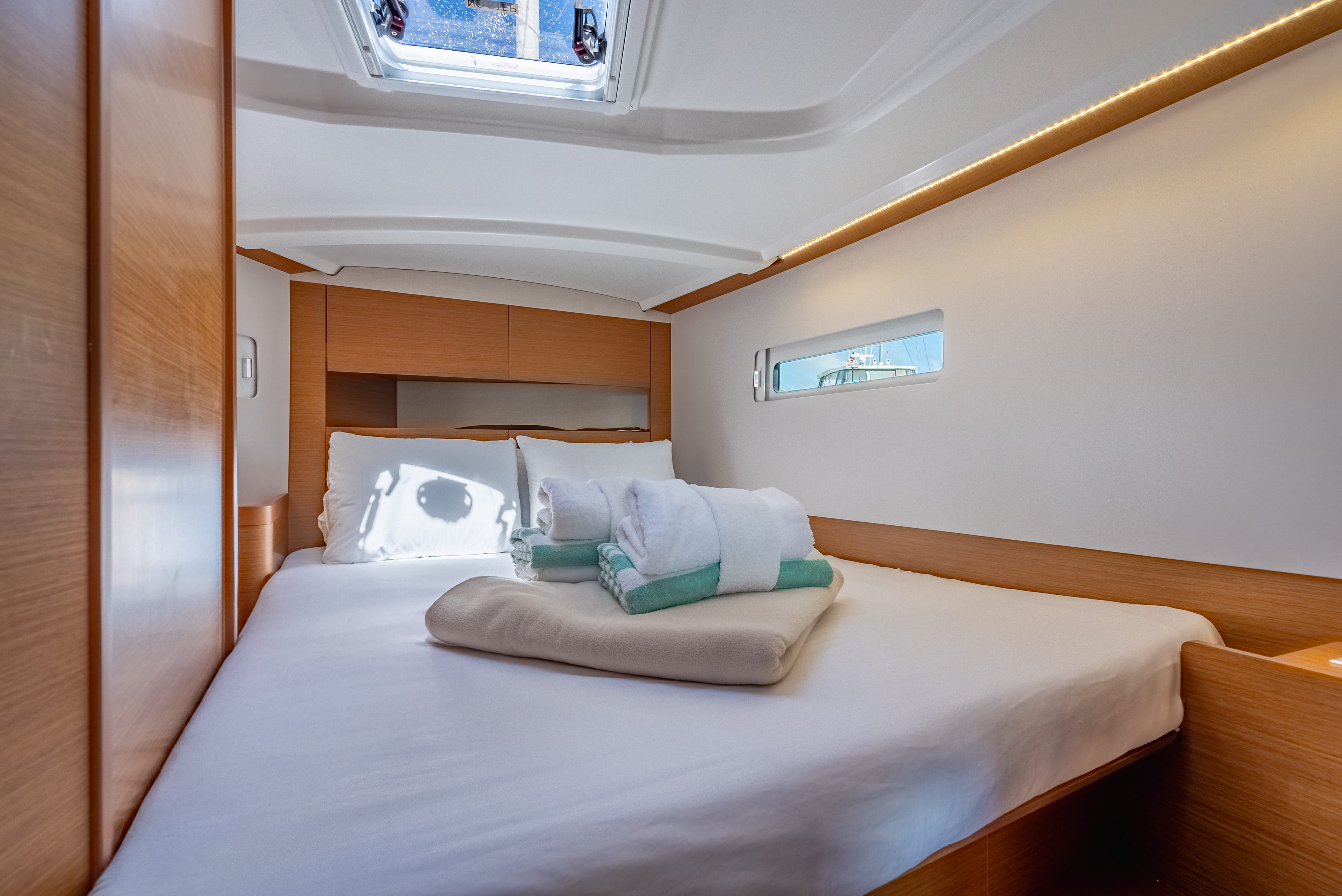 EASY SKANKING, 2024 Sun Odyssey 410, British Virgin Islands