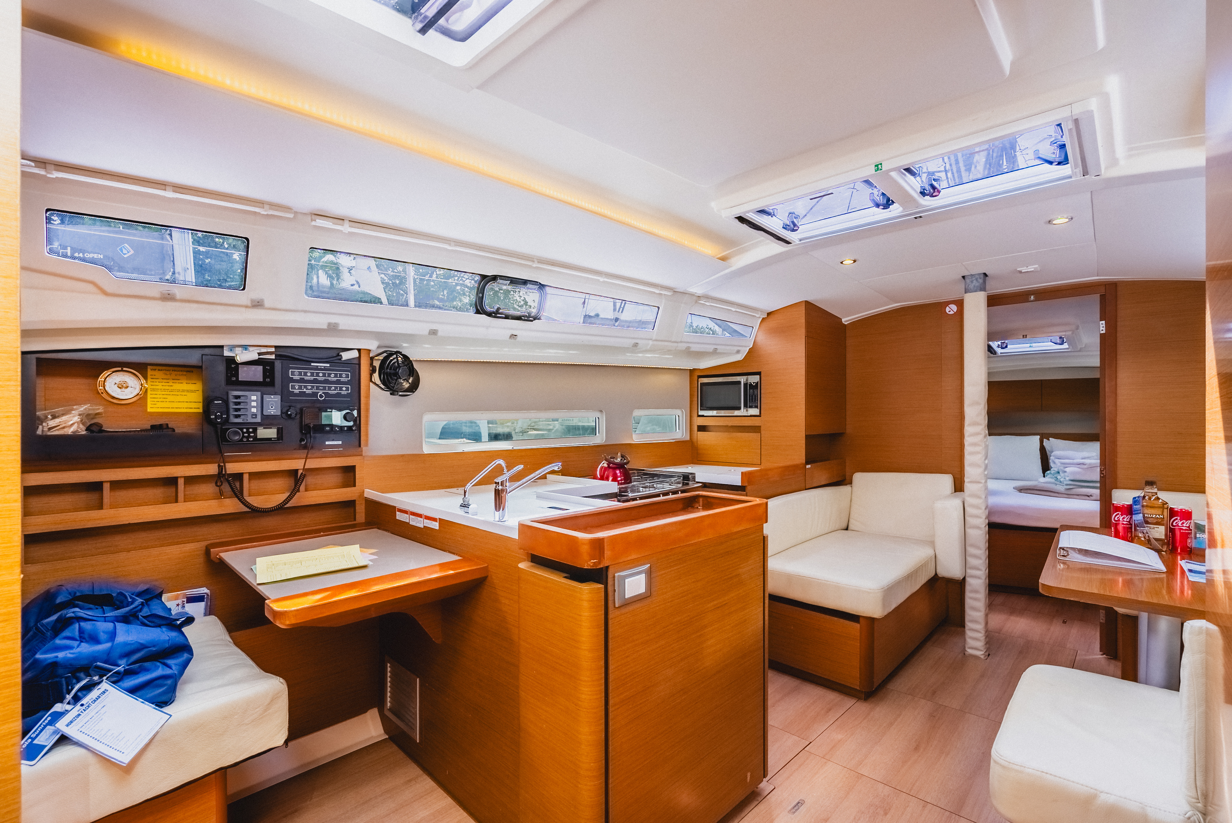 TOLA SUNRISE, 2020 Sun Odyssey 410, British Virgin Islands