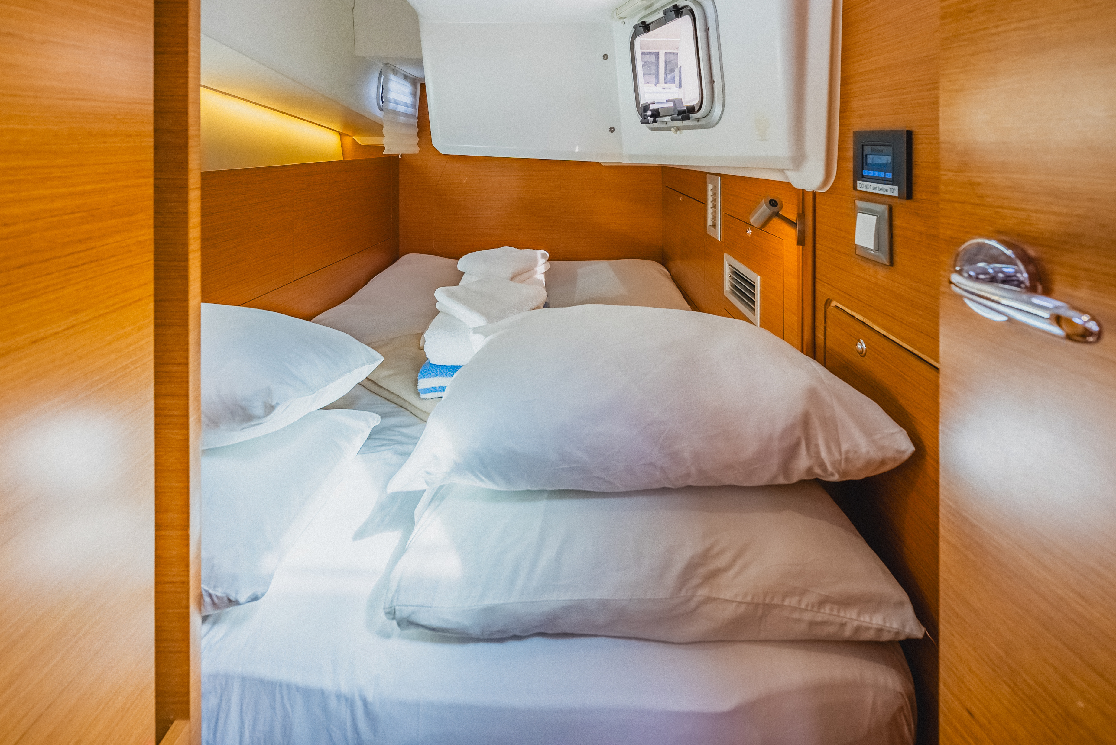 TOLA SUNRISE, 2020 Sun Odyssey 410, British Virgin Islands
