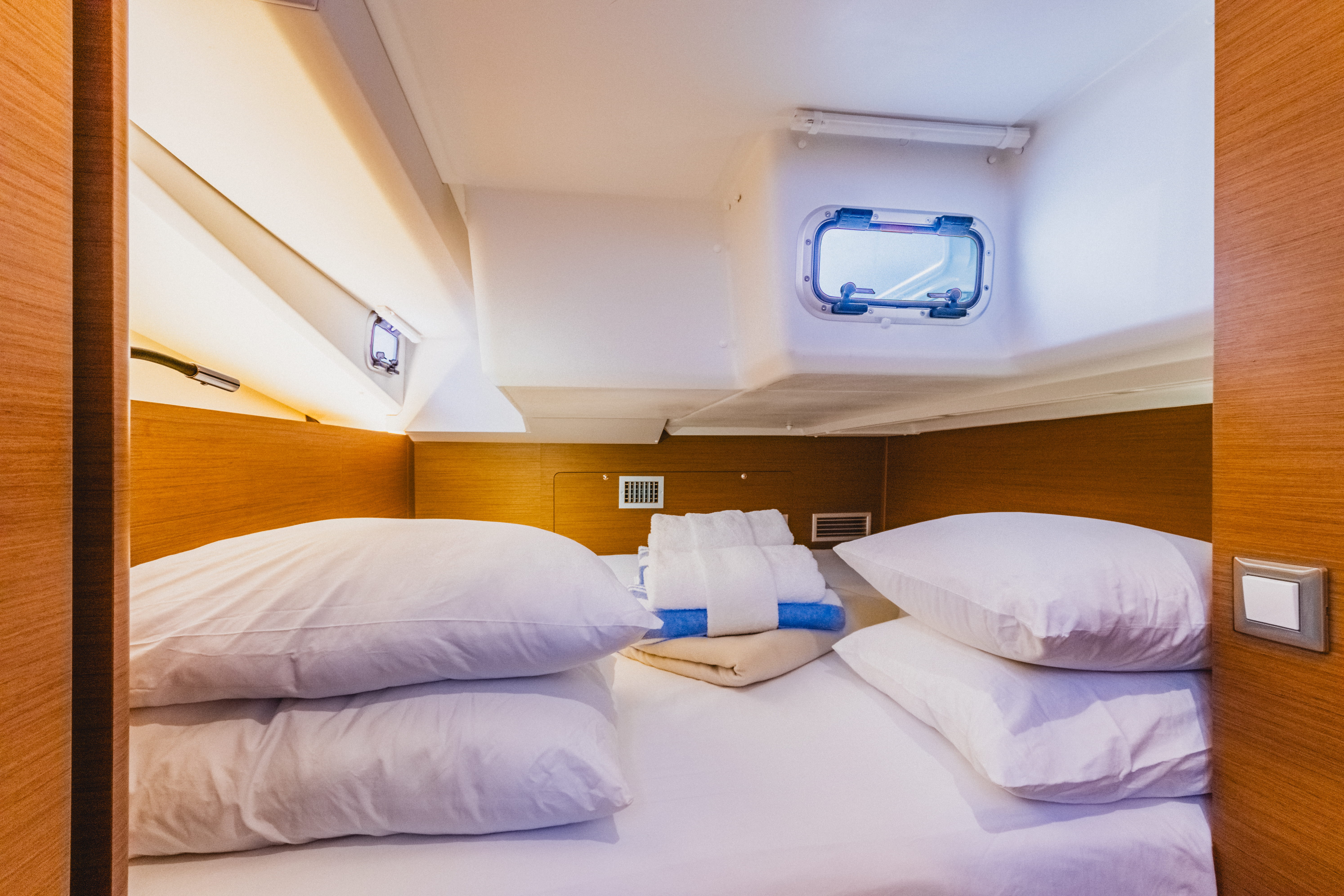 RHYTHM & BLUES, 2024 Sun Odyssey 440, British Virgin Islands