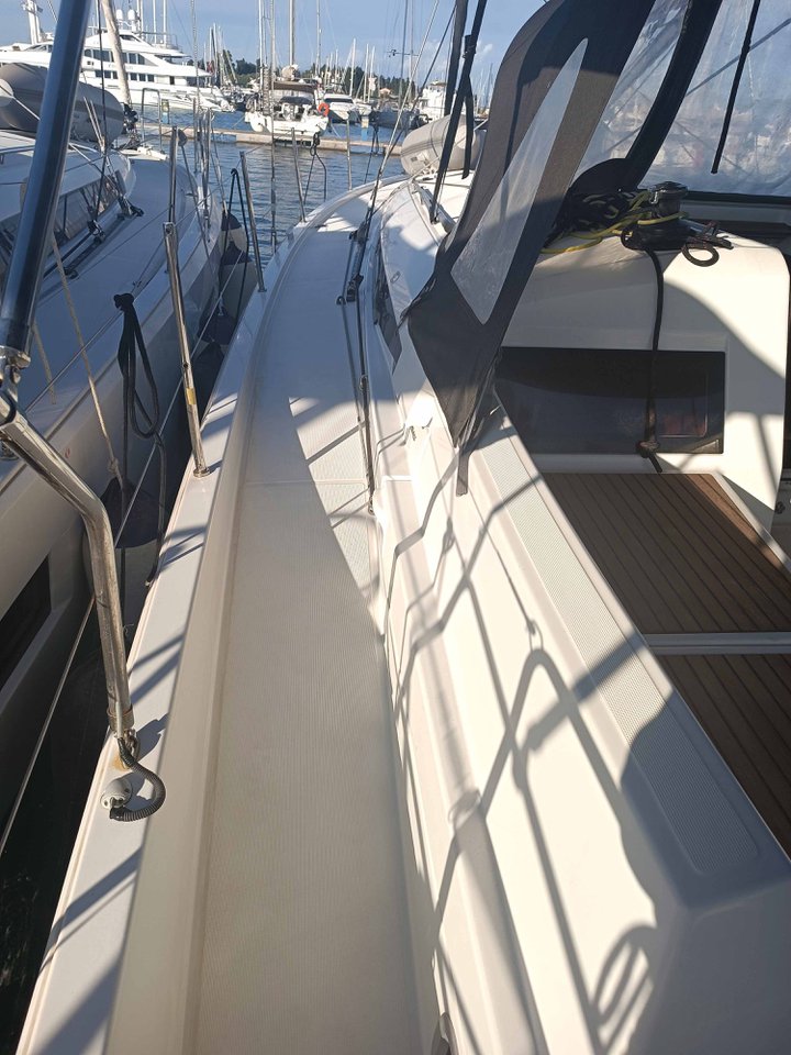 APOLLONAS, 2020 Sun Odyssey 440, Greece