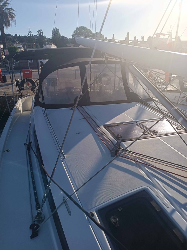 APOLLONAS, 2020 Sun Odyssey 440, Greece