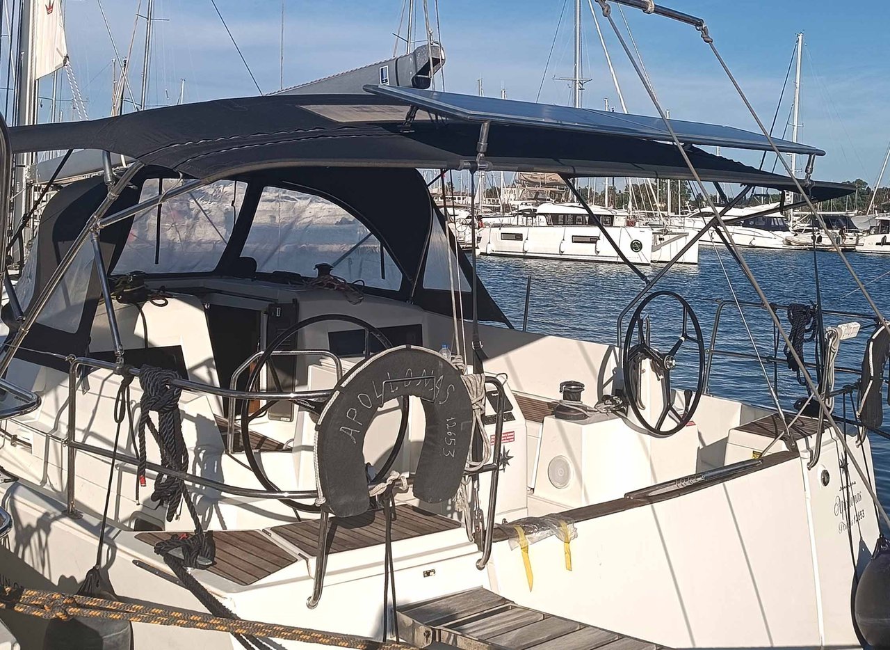 APOLLONAS, 2020 Sun Odyssey 440, Greece