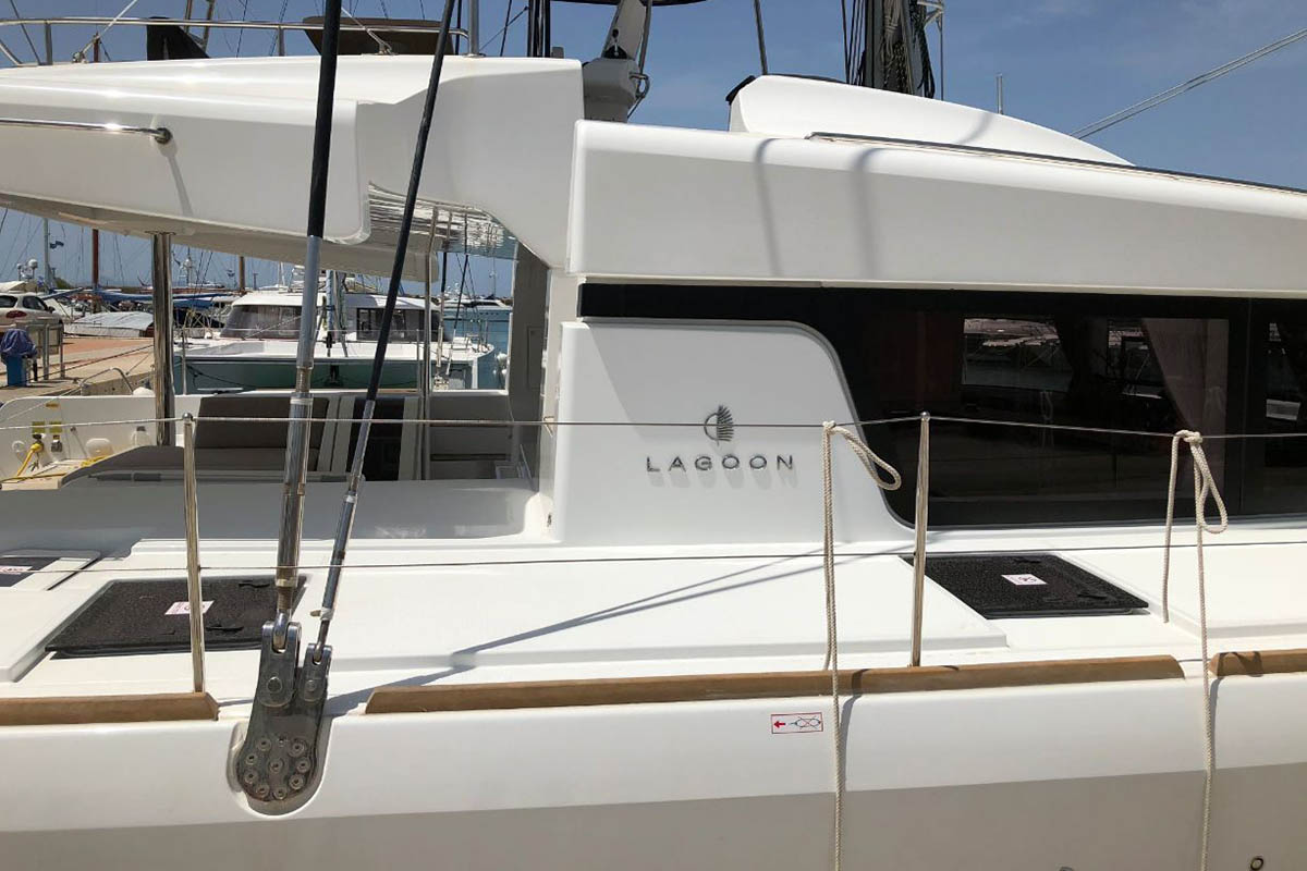 SMAJLA 2 SWEDEN, 2018 Lagoon 52 F, Greece