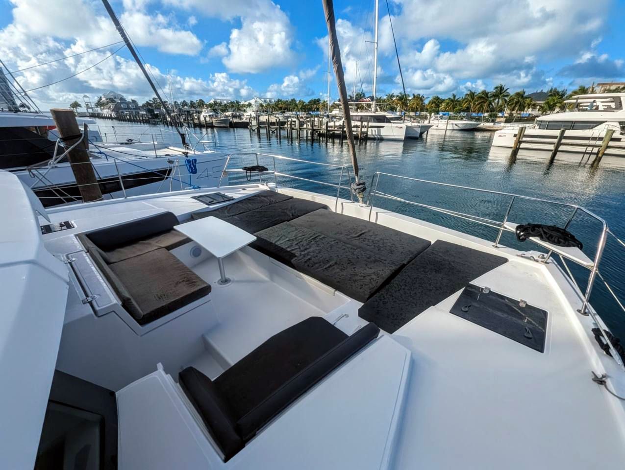 INVICTUS, 2021 Bali 4.2, Exuma Bahamas
