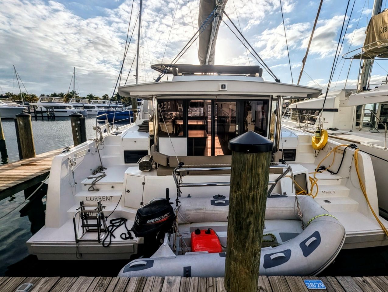 2023 Bali 4.4 'CURRENT BREAK', available for bareboat charter in Exuma Bahamas