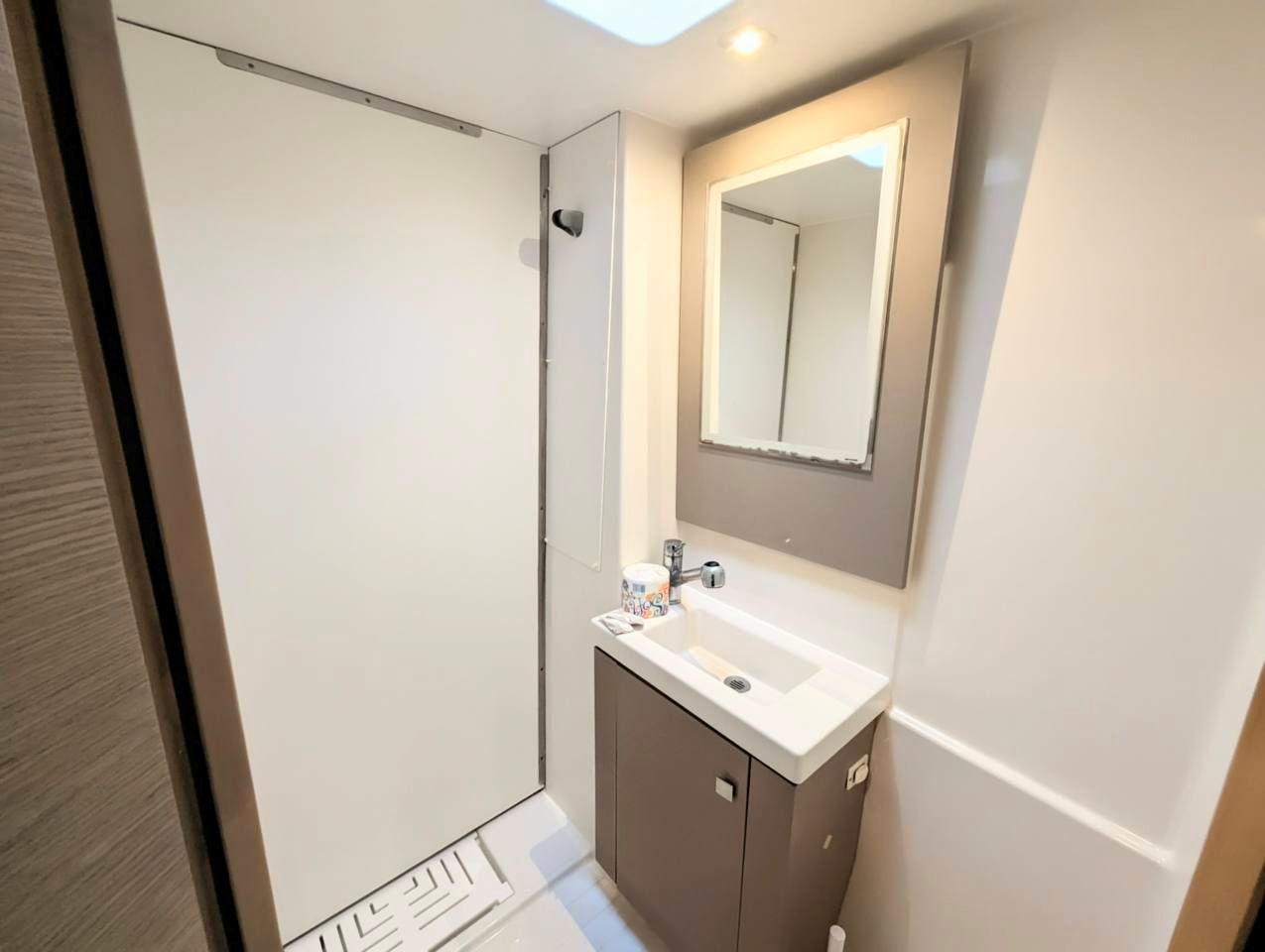 PRINCE DES MERS, 2020 Fountaine Pajot Astrea 42, Exuma Bahamas