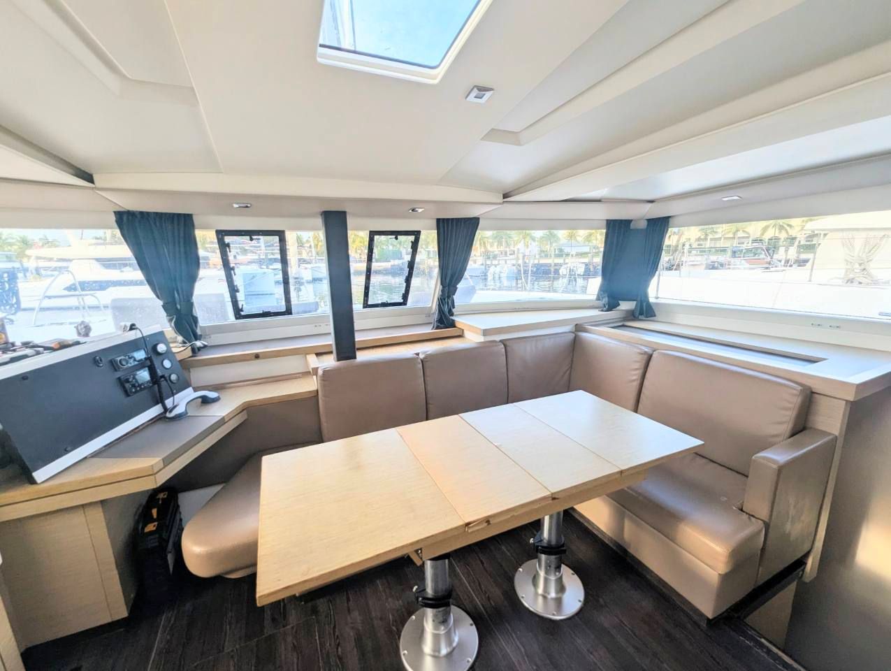 PRINCE DES MERS, 2020 Fountaine Pajot Astrea 42, Exuma Bahamas