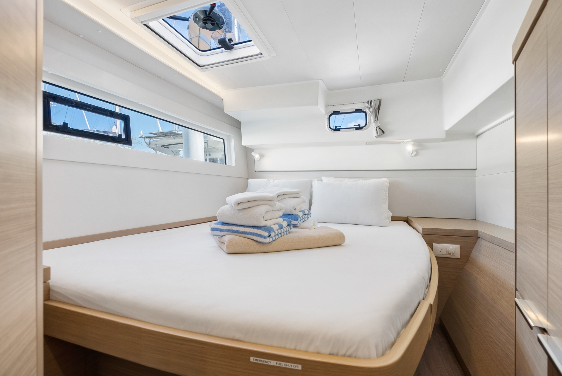 CLOUDWALKER, 2024 Lagoon 40 OW, British Virgin Islands