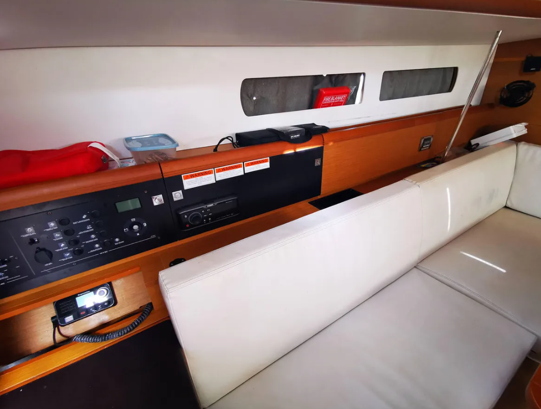 PHAT DOLPHIN, 2019 Sun Odyssey 479, St. Vincent and the Grenadines