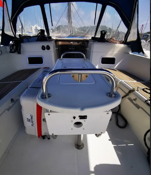 PHAT DOLPHIN, 2019 Sun Odyssey 479, St. Vincent and the Grenadines