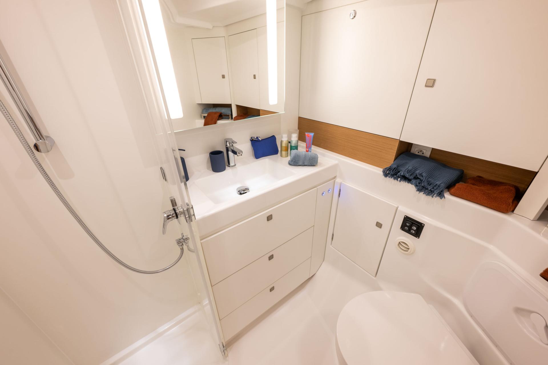 NN2, 2027 Sun Odyssey 455, British Virgin Islands