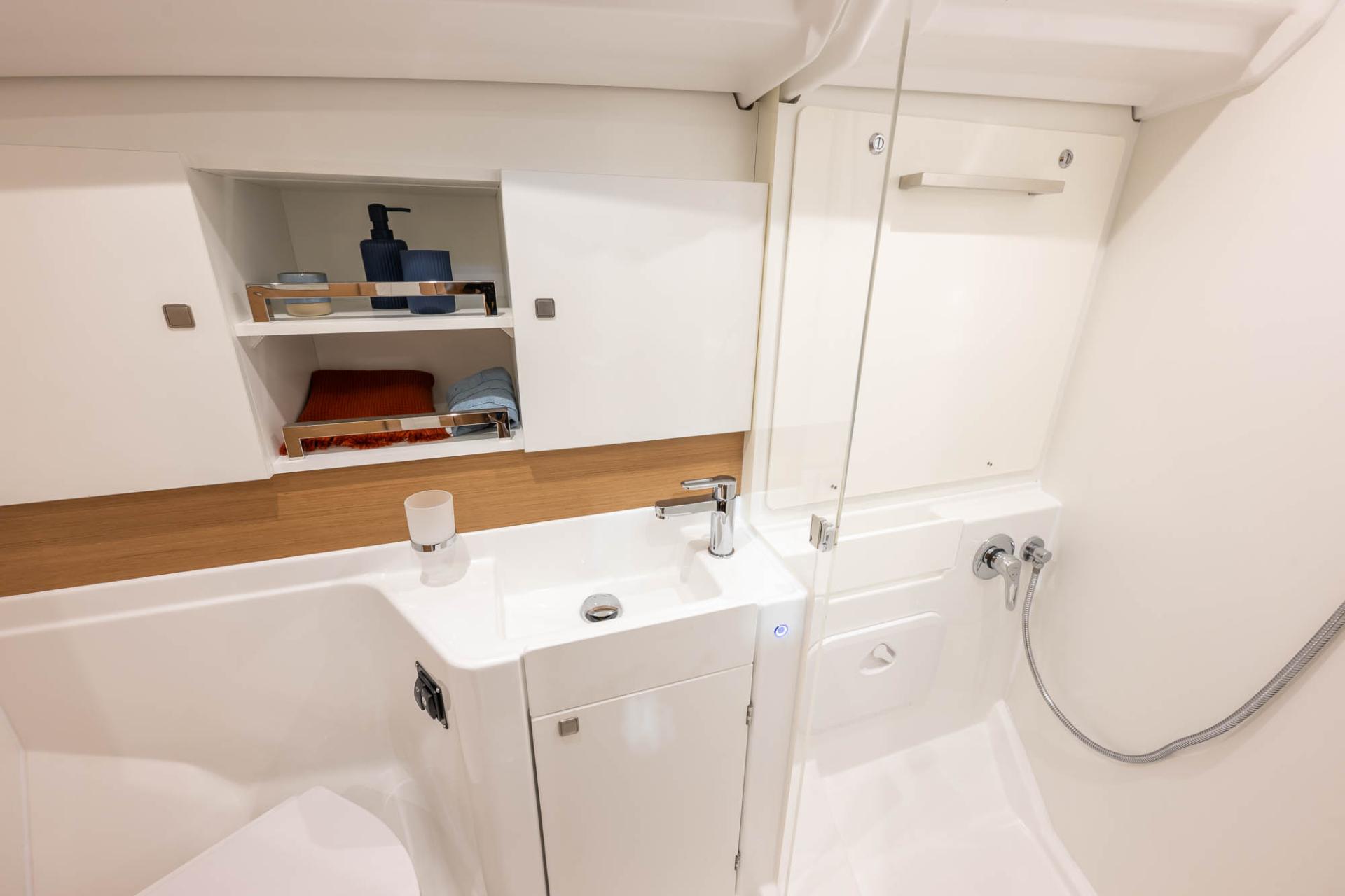 NN2, 2027 Sun Odyssey 455, British Virgin Islands