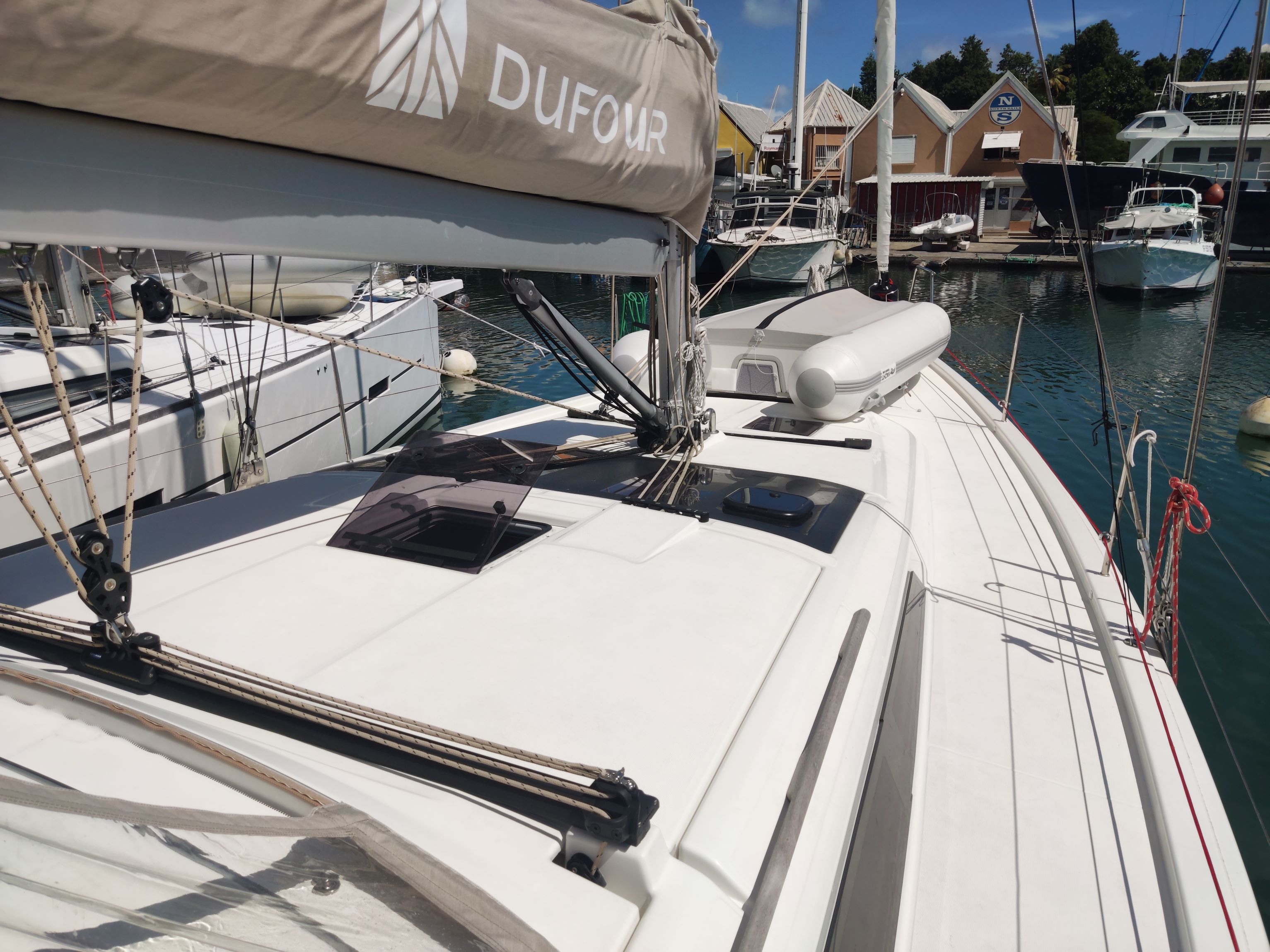 LUNA ROSSA, 2023 Dufour 430 GL, Guadeloupe