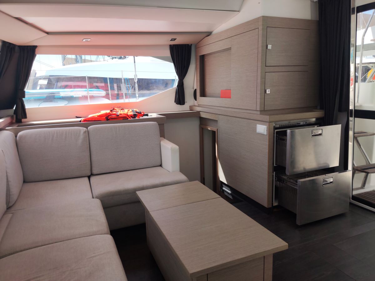 ATCHOUM, 2019 Fountaine Pajot Astrea 42, Guadeloupe