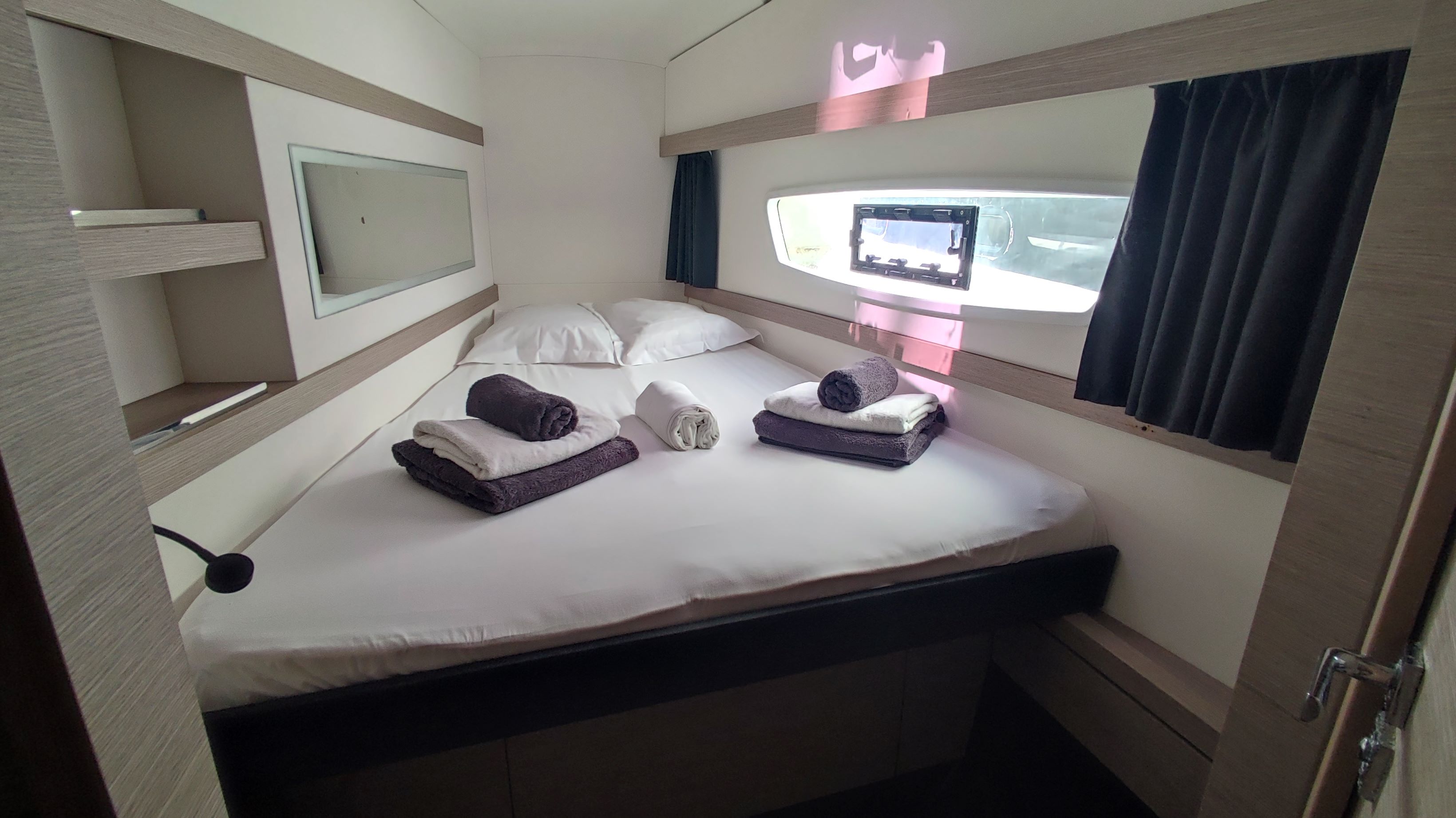 SALAKO II, 2020 Fountaine Pajot Lucia 40, Guadeloupe