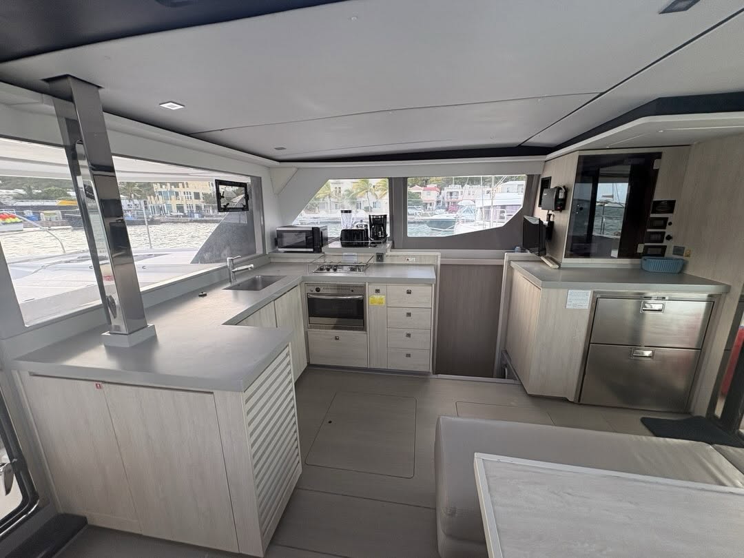 SEALMA, 2019 Leopard 45, St. Vincent and the Grenadines