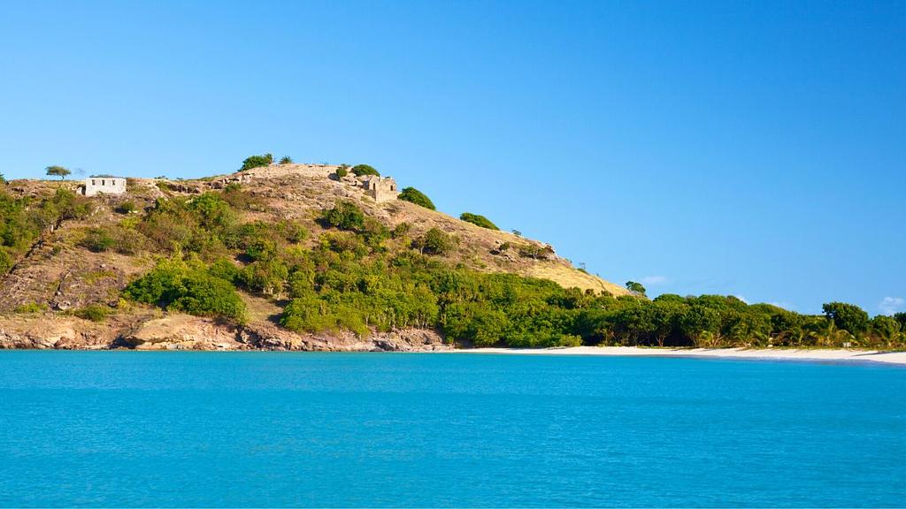 Fort Barrington at Deep Bay