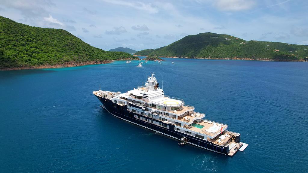 Can you guess which yacht was ours? That's Monkey Point in the background.
