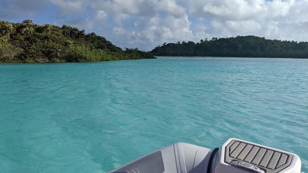 Shroud Cay River