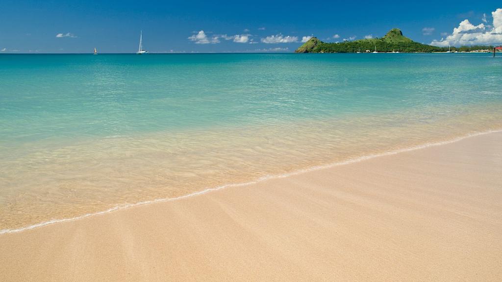 Rodney Bay Beach