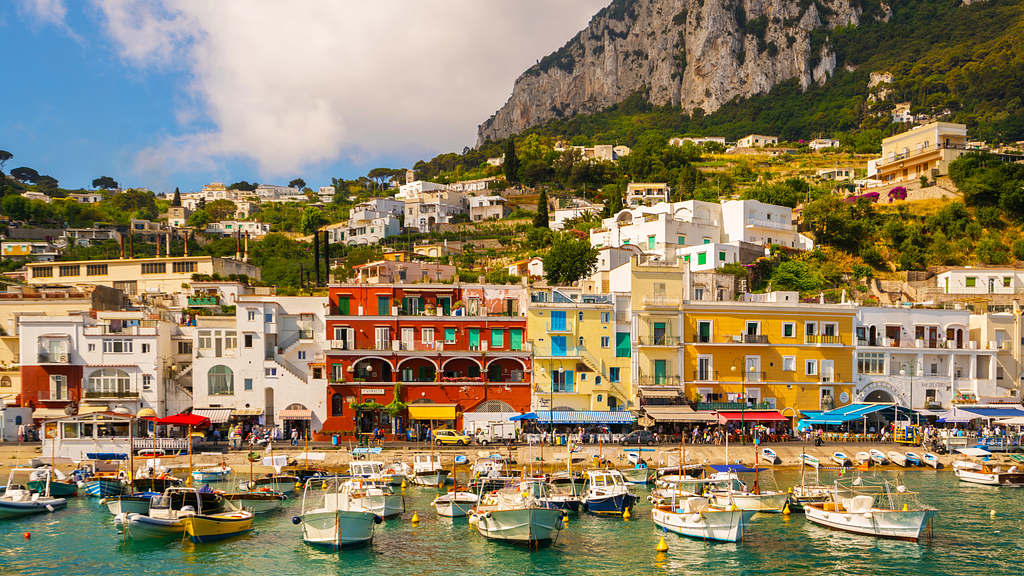 Capri Village