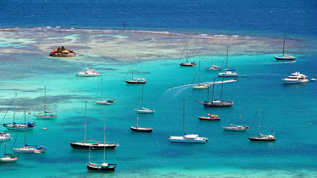 Sailing around  Union Island