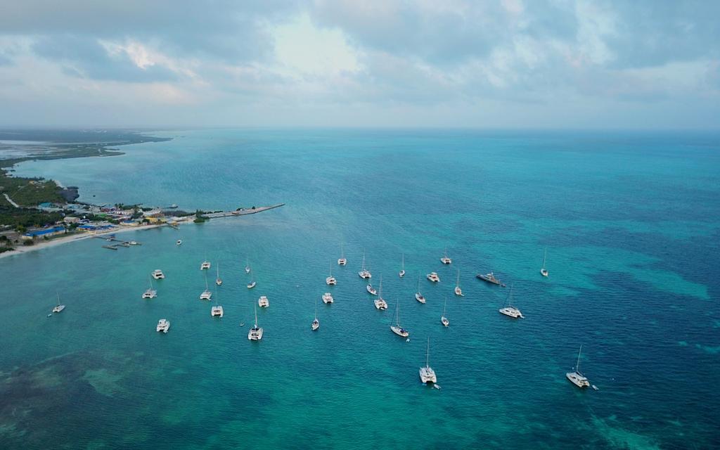 El campo de boyas en Setting Point, Anegada