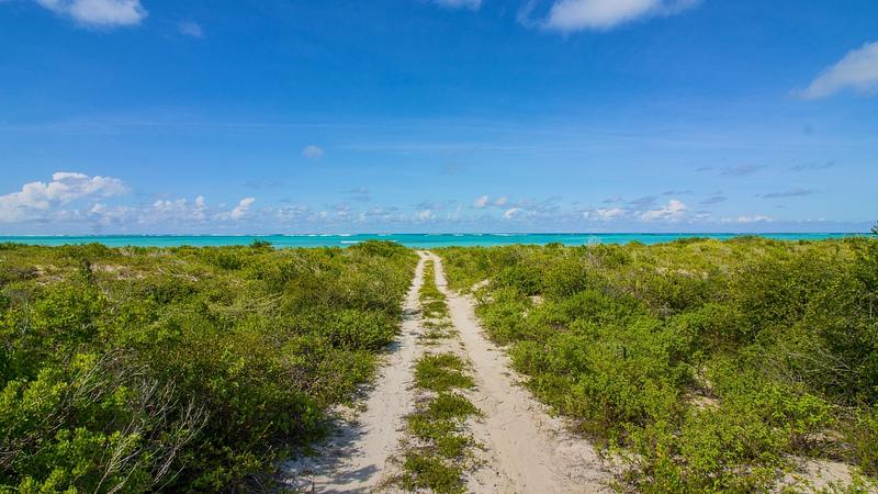 Exploring the north shore of Anegada - go get lost!